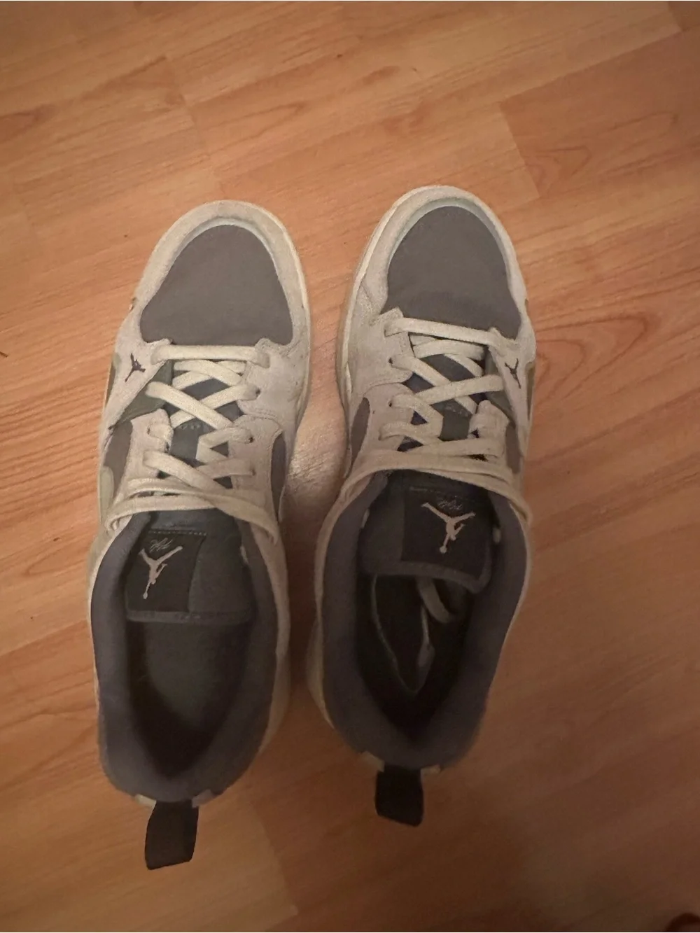 Jordan Grey and White Low-Top Sneaker